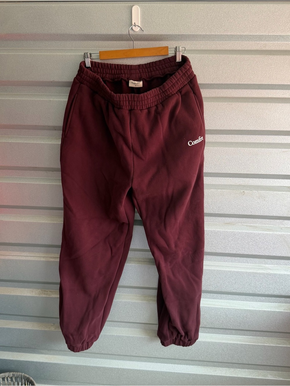 Comfrt plum sweatpants